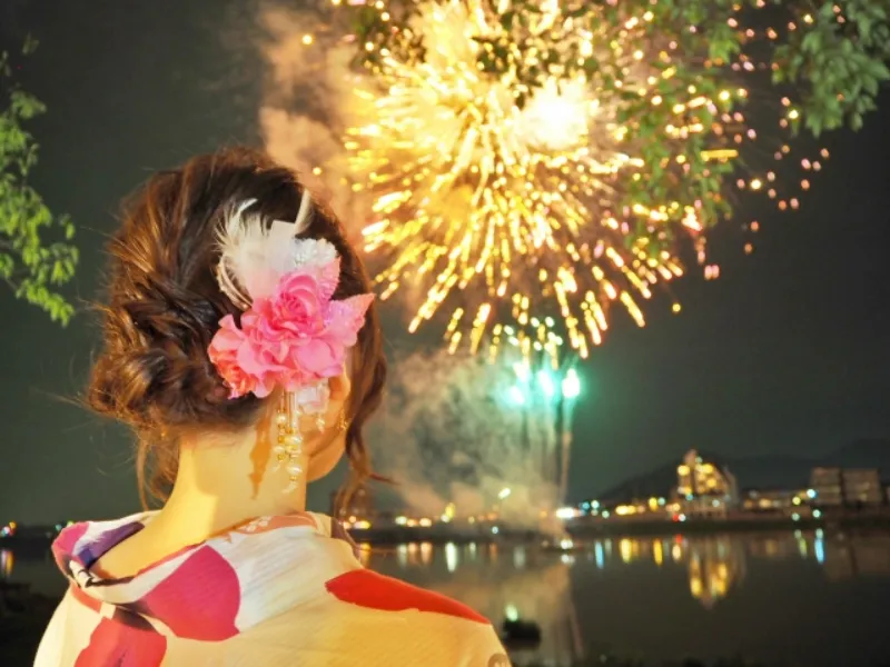 花火大会の浴衣